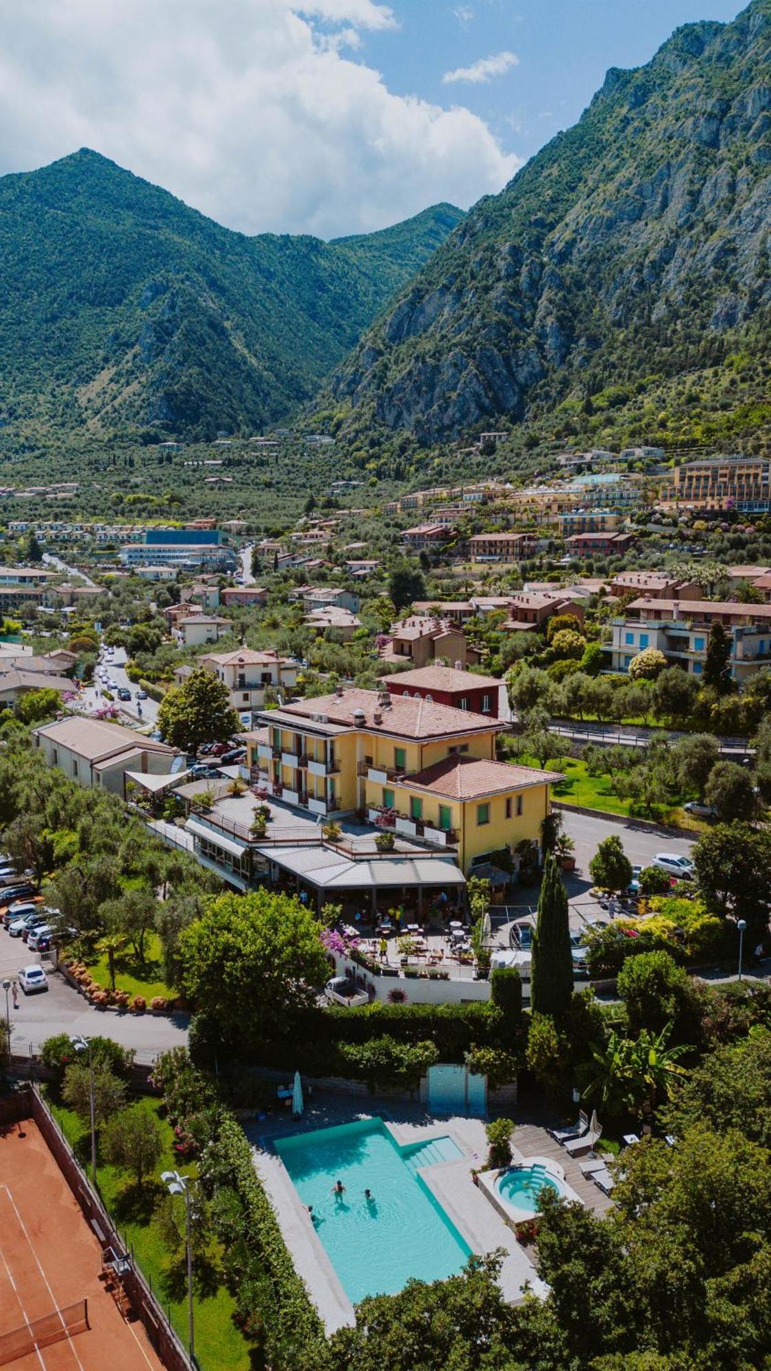 Hotel Limone Limone sul Garda Exterior photo