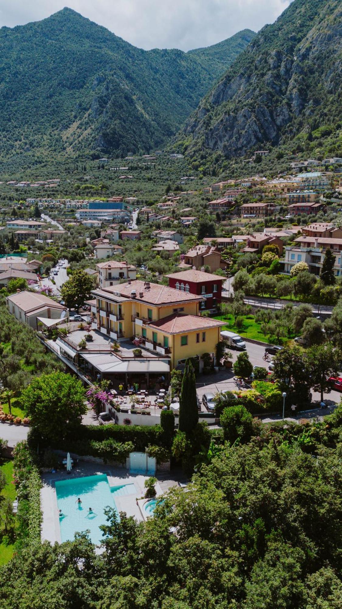Hotel Limone Limone sul Garda Exterior photo