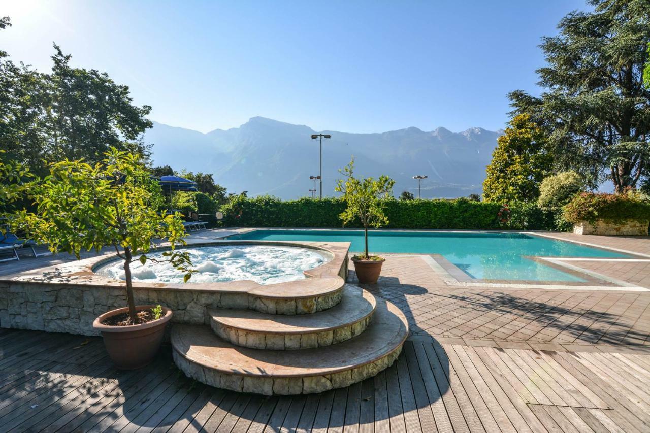 Hotel Limone Limone sul Garda Exterior photo